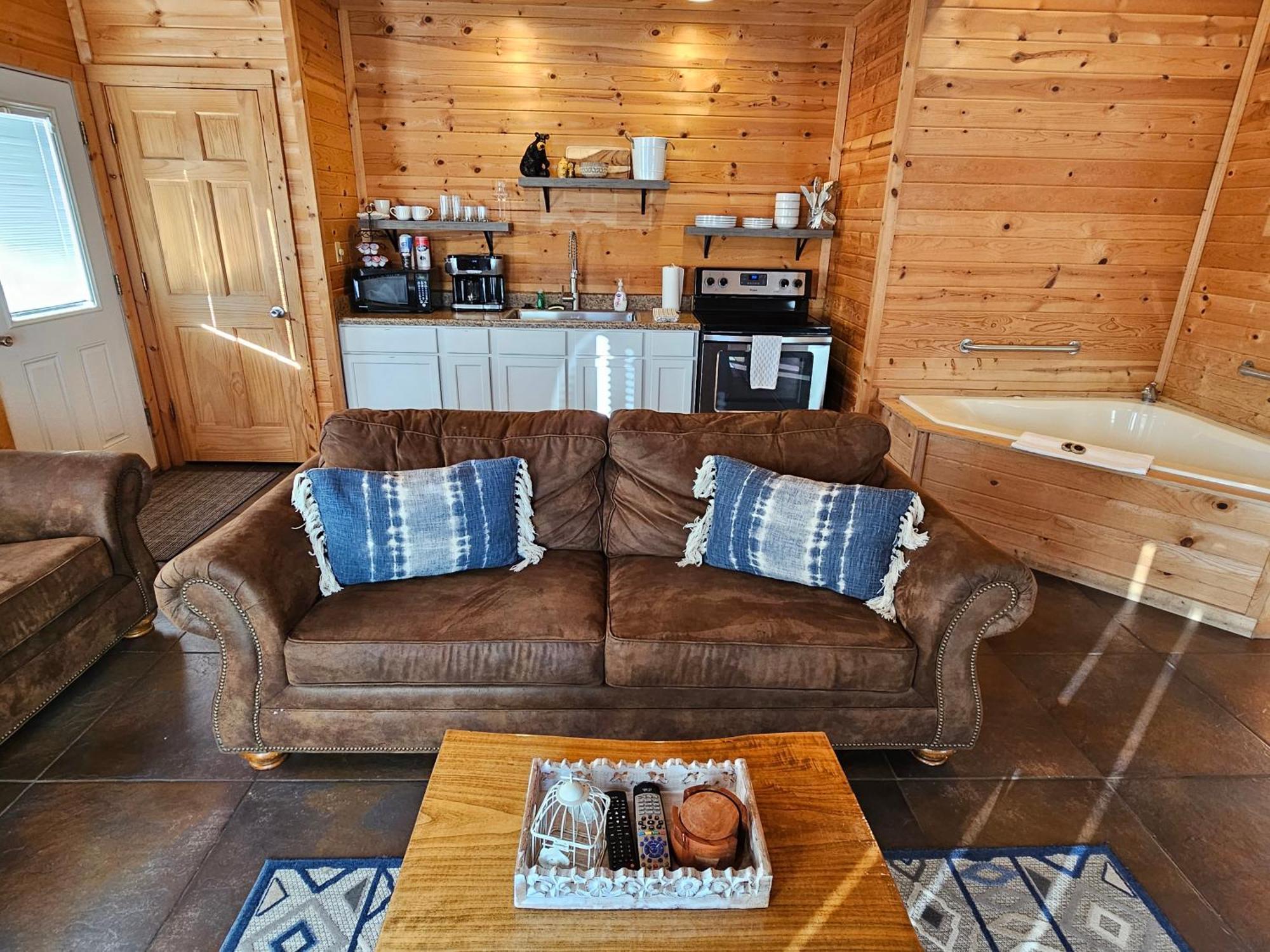 5 Min To Beaver Lake-King Bed-Fire Pit-Jetted Tub #3 Eureka Springs Eksteriør billede